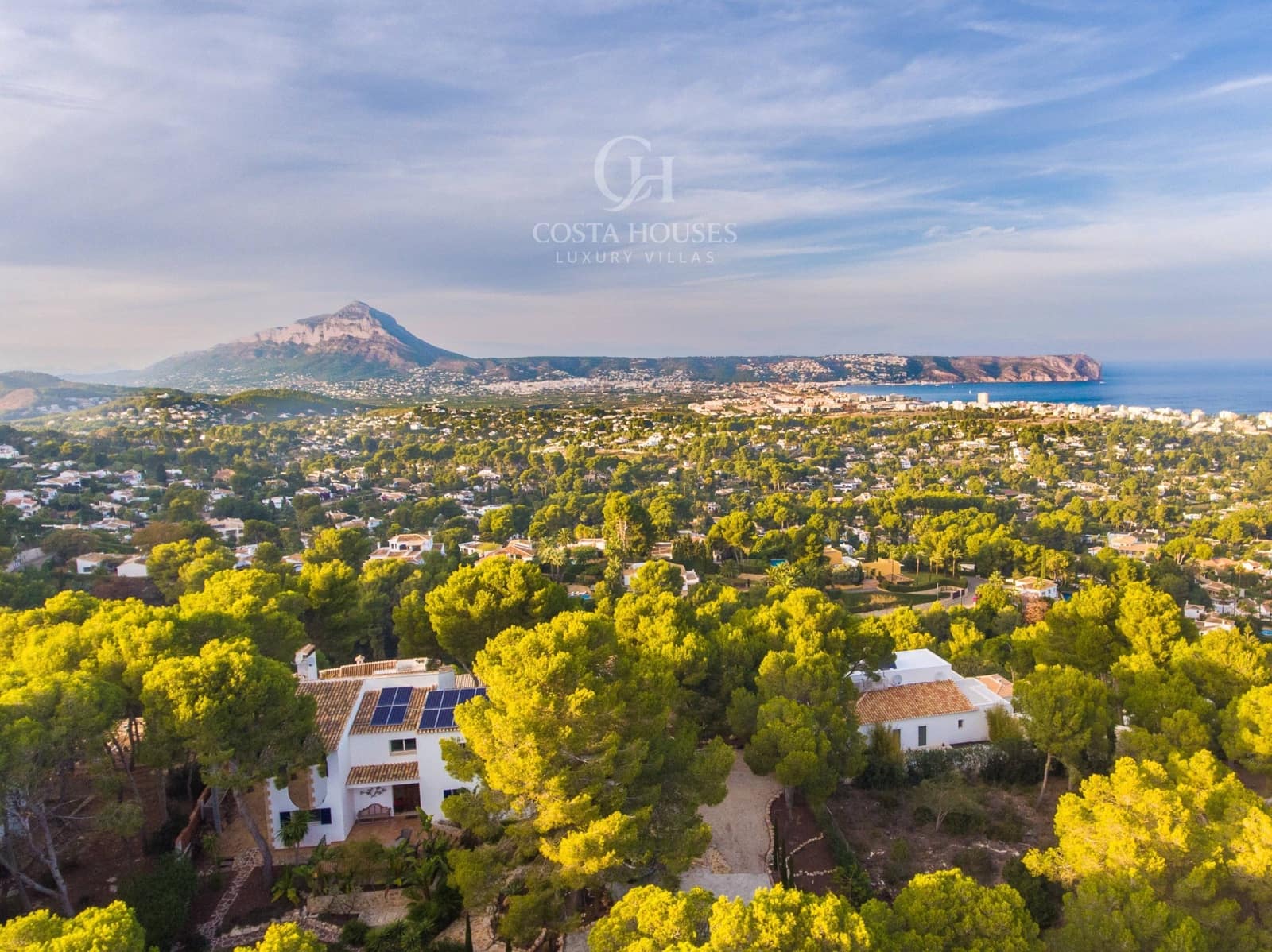 5 soverom Villa til salgs i Javea / Xabia med svømmebasseng garasje - € 2 700 000 (Ref: 9173406)