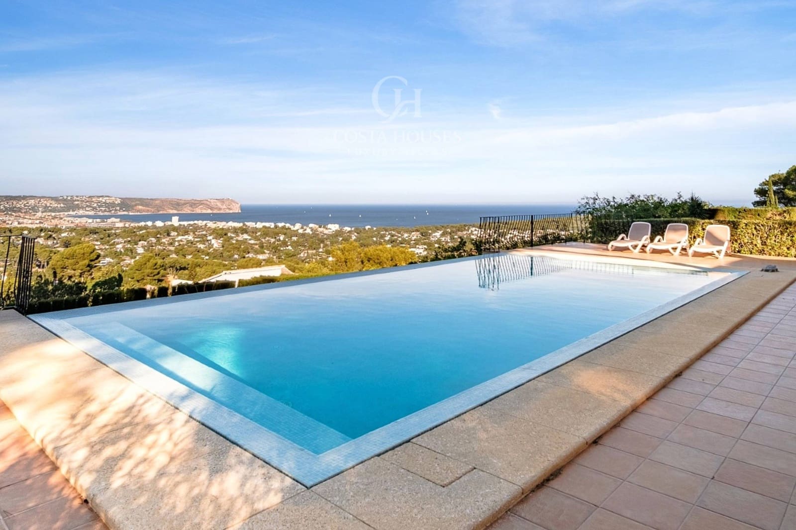 Chalet de 5 habitaciones en Javea / Xàbia en venta con piscina garaje - 2.700.000 € (Ref: 9173406)