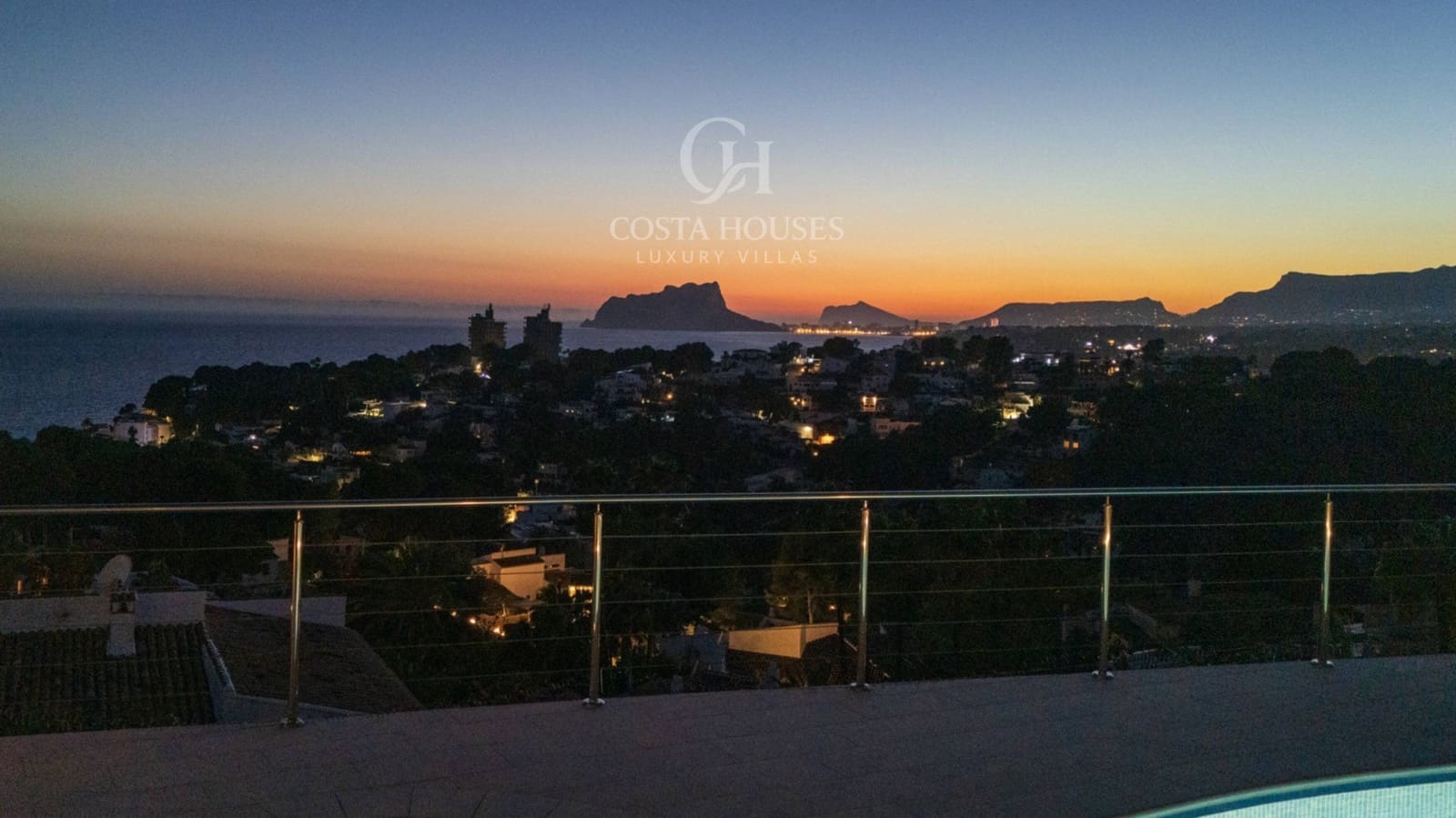 3 soverom Villa til salgs i Moraira med svømmebasseng garasje - € 1 550 000 (Ref: 9177717)