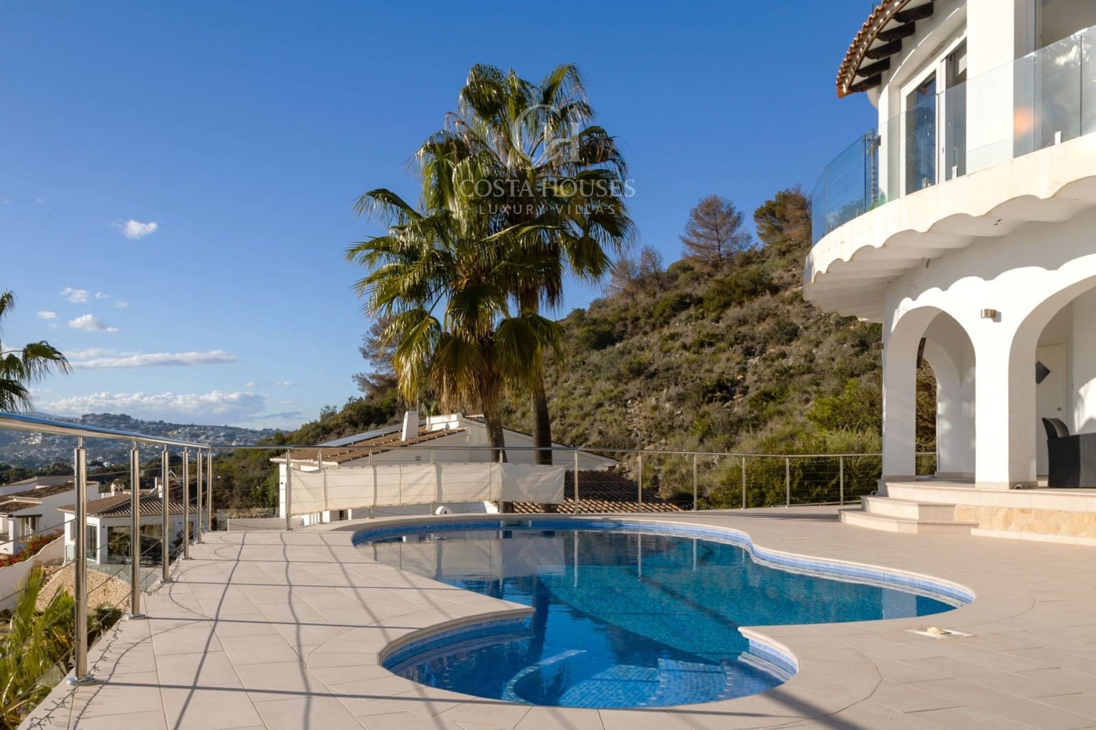 3 soverom Villa til salgs i Moraira med svømmebasseng garasje - € 1 550 000 (Ref: 9177717)
