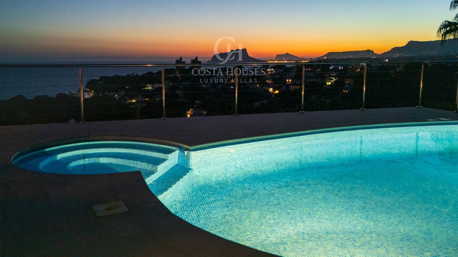 3 soverom Villa til salgs i Moraira med svømmebasseng garasje - € 1 550 000 (Ref: 9177717)