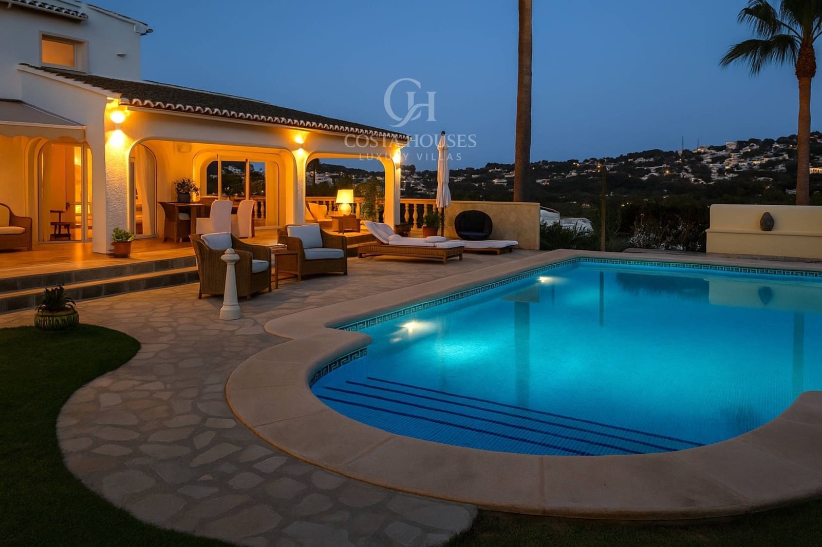 4 slaapkamer Villa te koop in Javea / Xabia met zwembad garage - € 1.290.000 (Ref: 9226988)