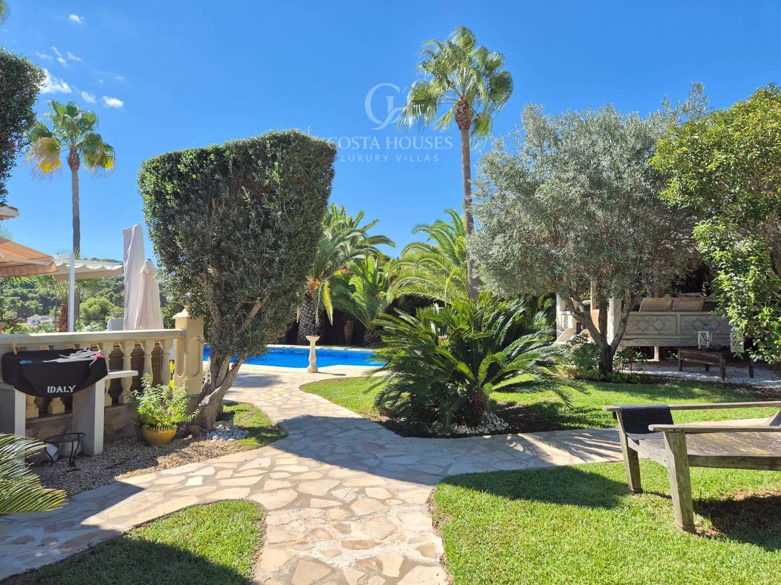 4 slaapkamer Villa te koop in Javea / Xabia met zwembad garage - € 1.290.000 (Ref: 9226988)