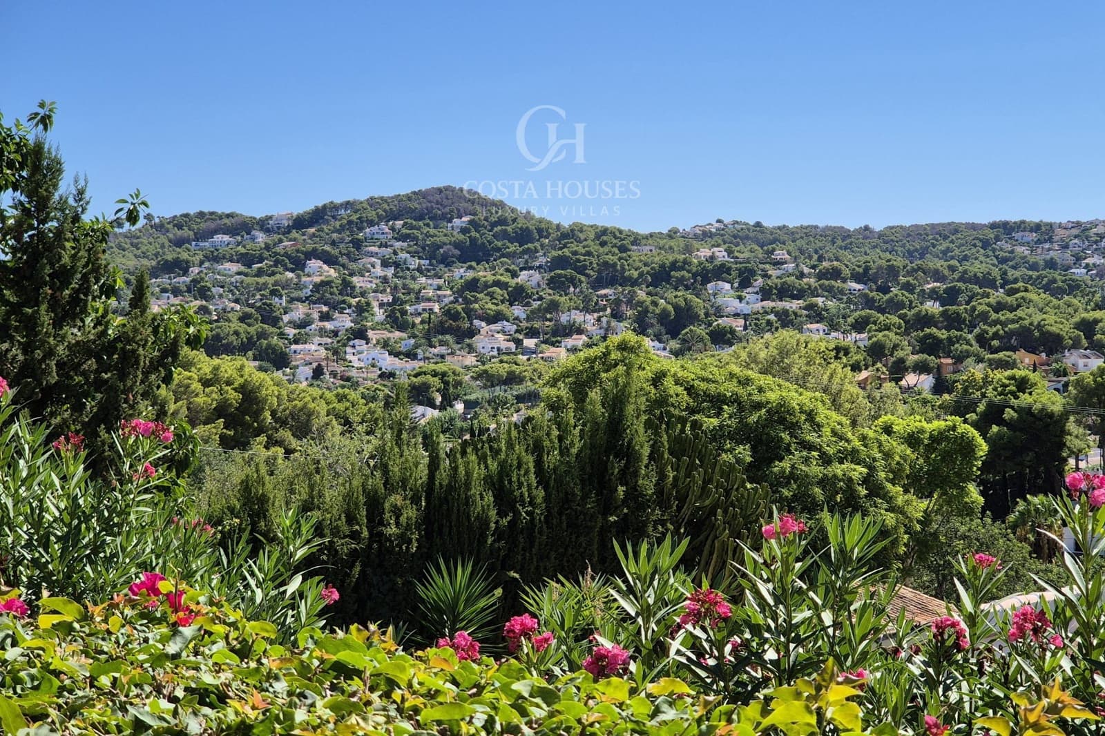 4 slaapkamer Villa te koop in Javea / Xabia met zwembad garage - € 1.290.000 (Ref: 9226988)