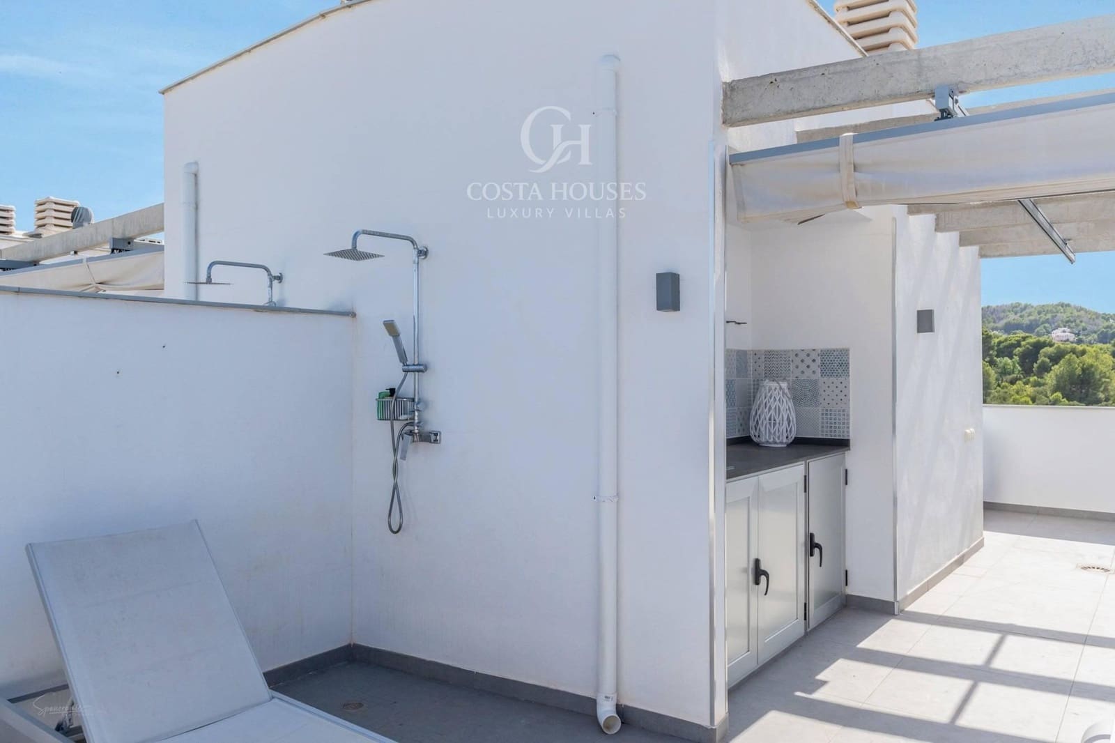 3 soverom Penthouse til salgs i Arenal med svømmebasseng garasje - € 620 000 (Ref: 9236850)