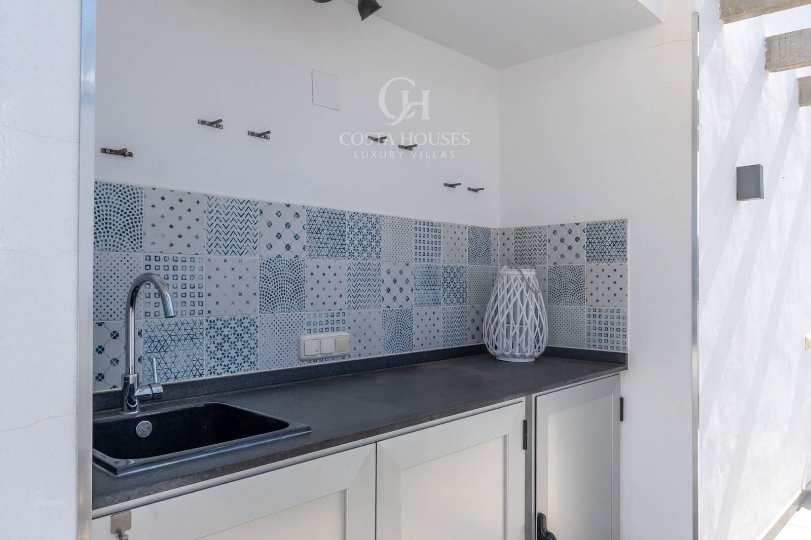 3 soverom Penthouse til salgs i Arenal med svømmebasseng garasje - € 620 000 (Ref: 9236850)