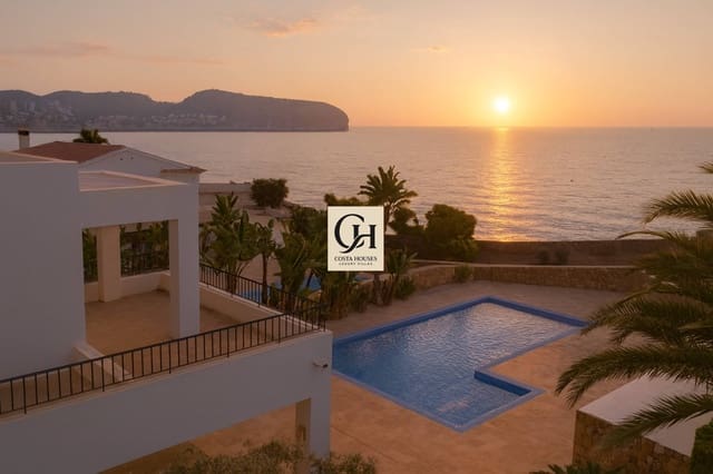 Chalet de 4 habitaciones en Moraira, Teulada-Moraira en venta con piscina garaje - 2.995.000 € (Ref: 9248169)