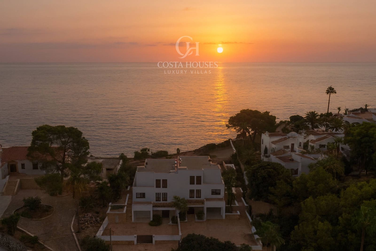 4 slaapkamer Villa te koop in Moraira met zwembad garage - € 2.995.000 (Ref: 9248169)