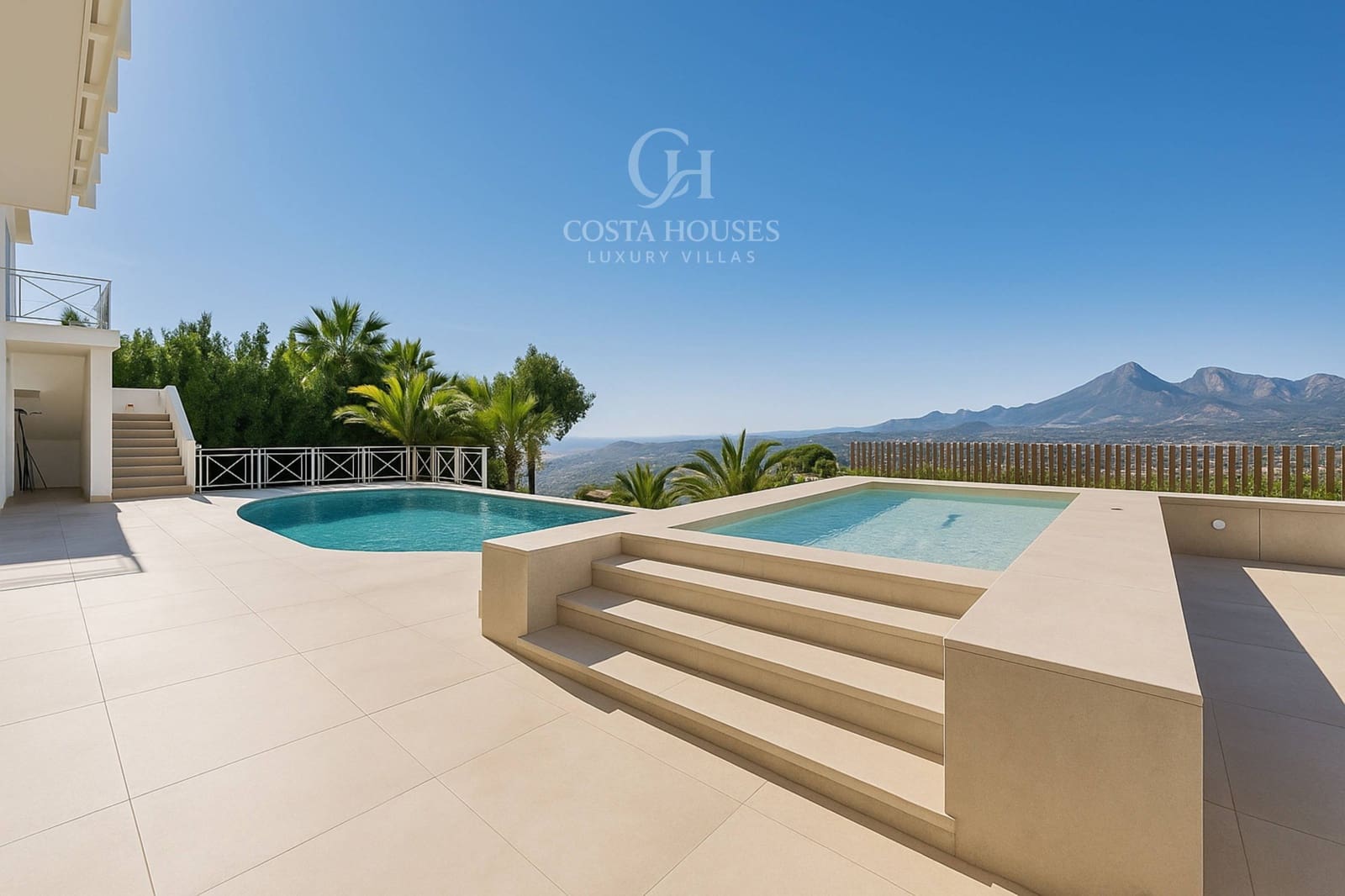 7 bedroom Villa for sale in Altea with pool garage - € 2,650,000 (Ref: 9257247)