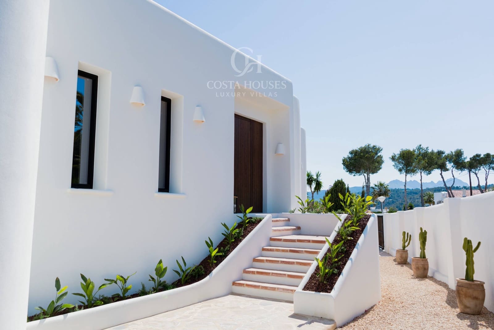 4 makuuhuone Huvila myytävänä paikassa Benissa mukana uima-altaan 
autotalli - 3 450 000 € (Ref: 9262532)