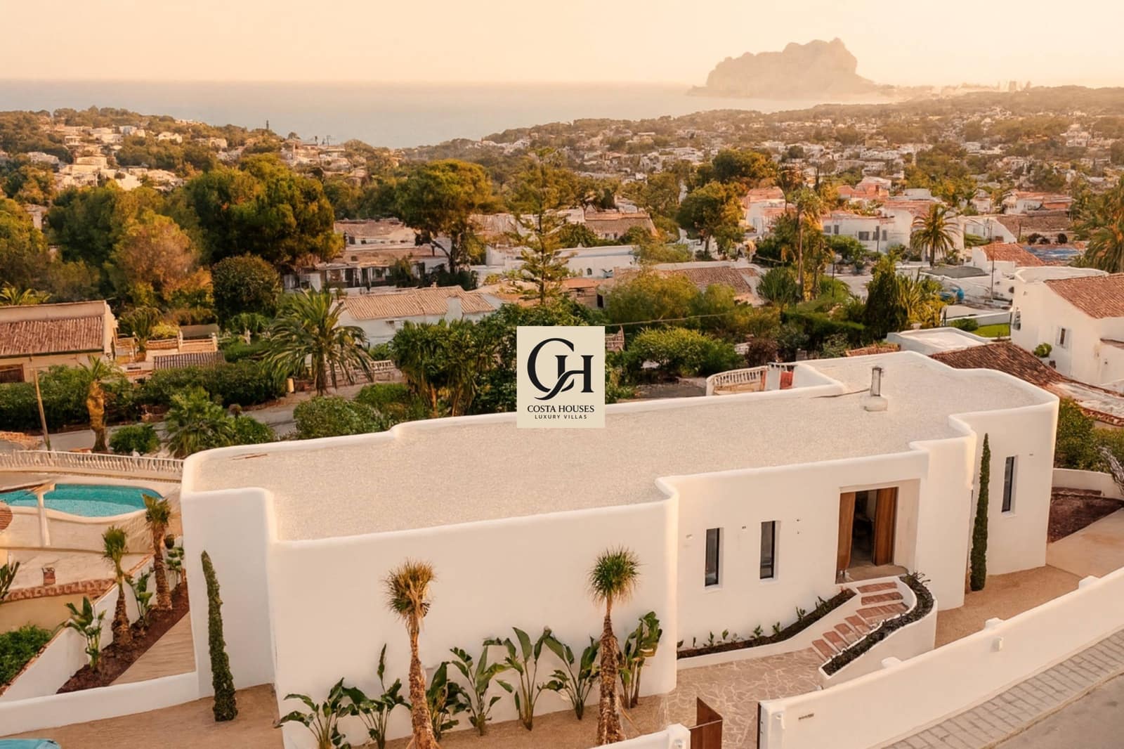 4 makuuhuone Huvila myytävänä paikassa Benissa mukana uima-altaan 
autotalli - 3 450 000 € (Ref: 9262532)