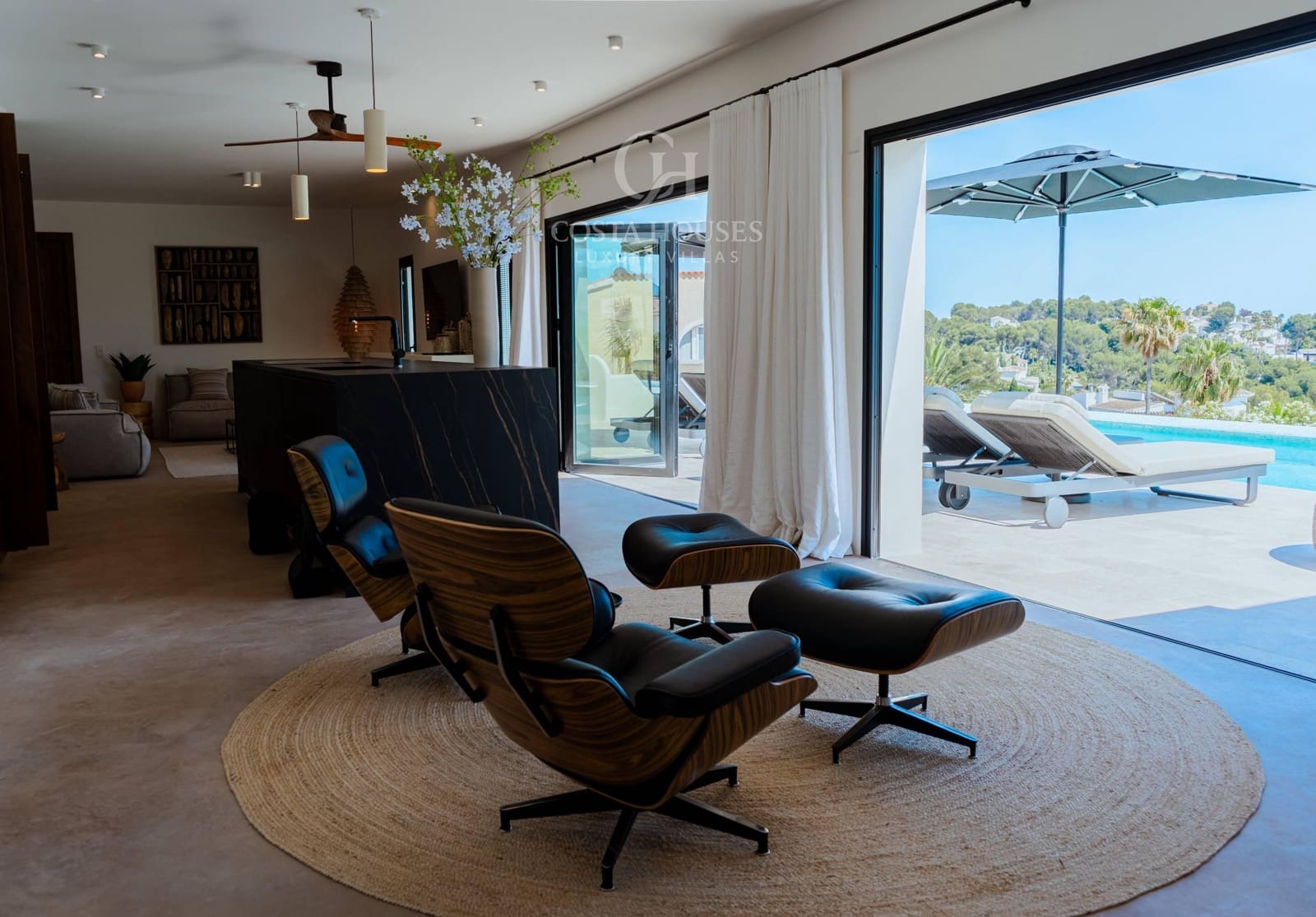 4 makuuhuone Huvila myytävänä paikassa Benissa mukana uima-altaan 
autotalli - 3 450 000 € (Ref: 9262532)