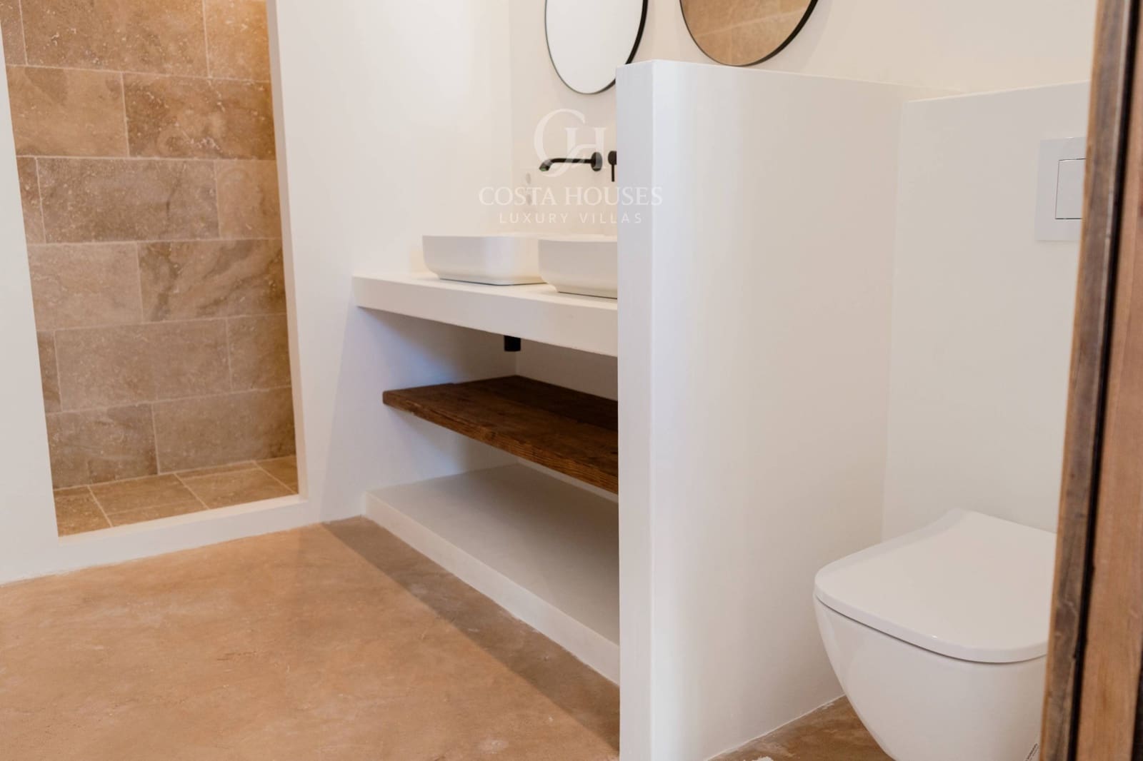 4 makuuhuone Huvila myytävänä paikassa Benissa mukana uima-altaan 
autotalli - 3 450 000 € (Ref: 9262532)