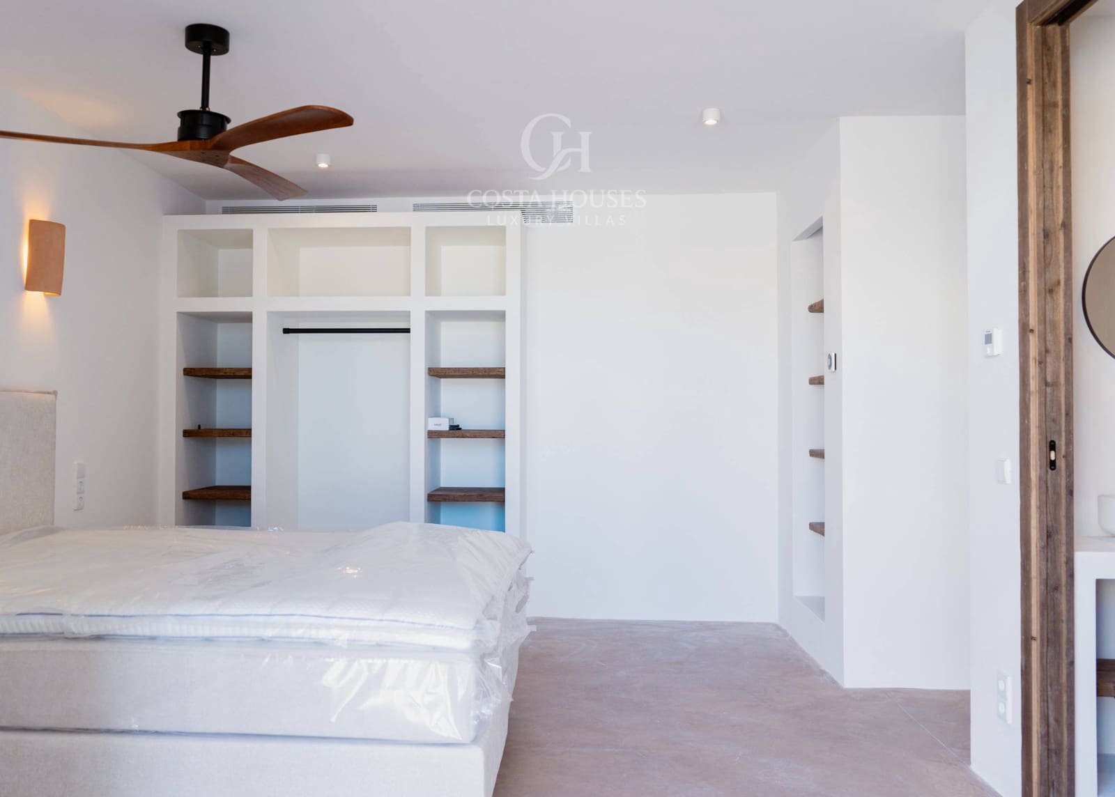 4 makuuhuone Huvila myytävänä paikassa Benissa mukana uima-altaan 
autotalli - 3 450 000 € (Ref: 9262532)