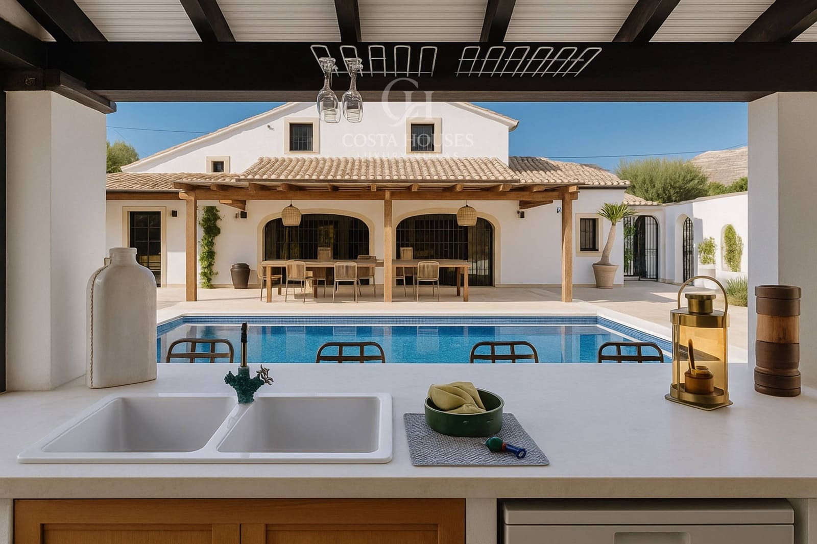 5 soveværelse Finca/Landehus til salg i Denia med swimmingpool garage - € 1.550.000 (Ref: 9265390)