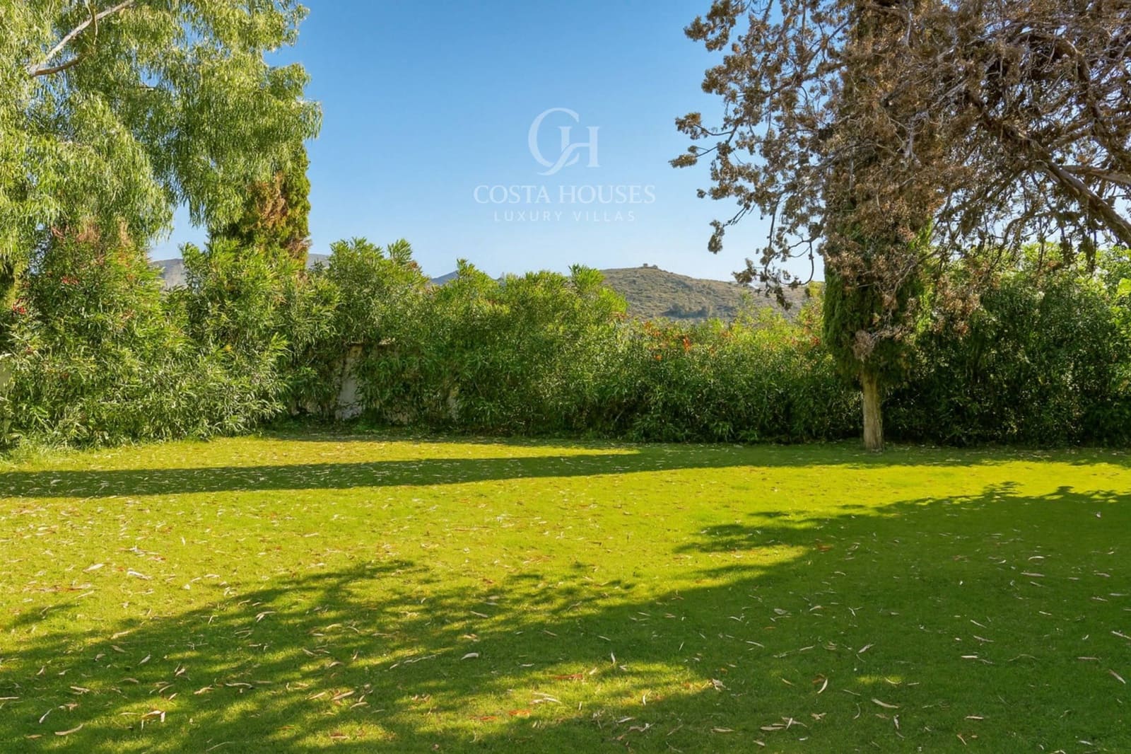 5 soveværelse Finca/Landehus til salg i Denia med swimmingpool garage - € 1.550.000 (Ref: 9265390)