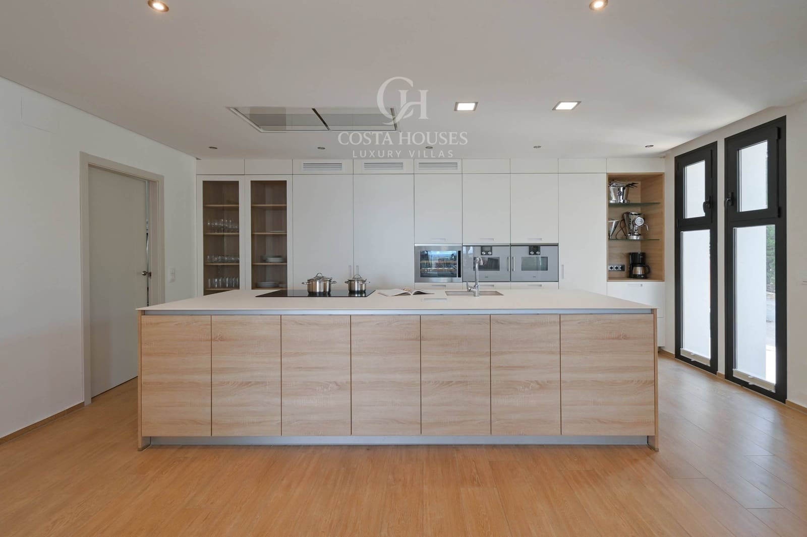 4 soveværelse Villa til salg i Moraira med swimmingpool garage - € 1.800.000 (Ref: 9265824)