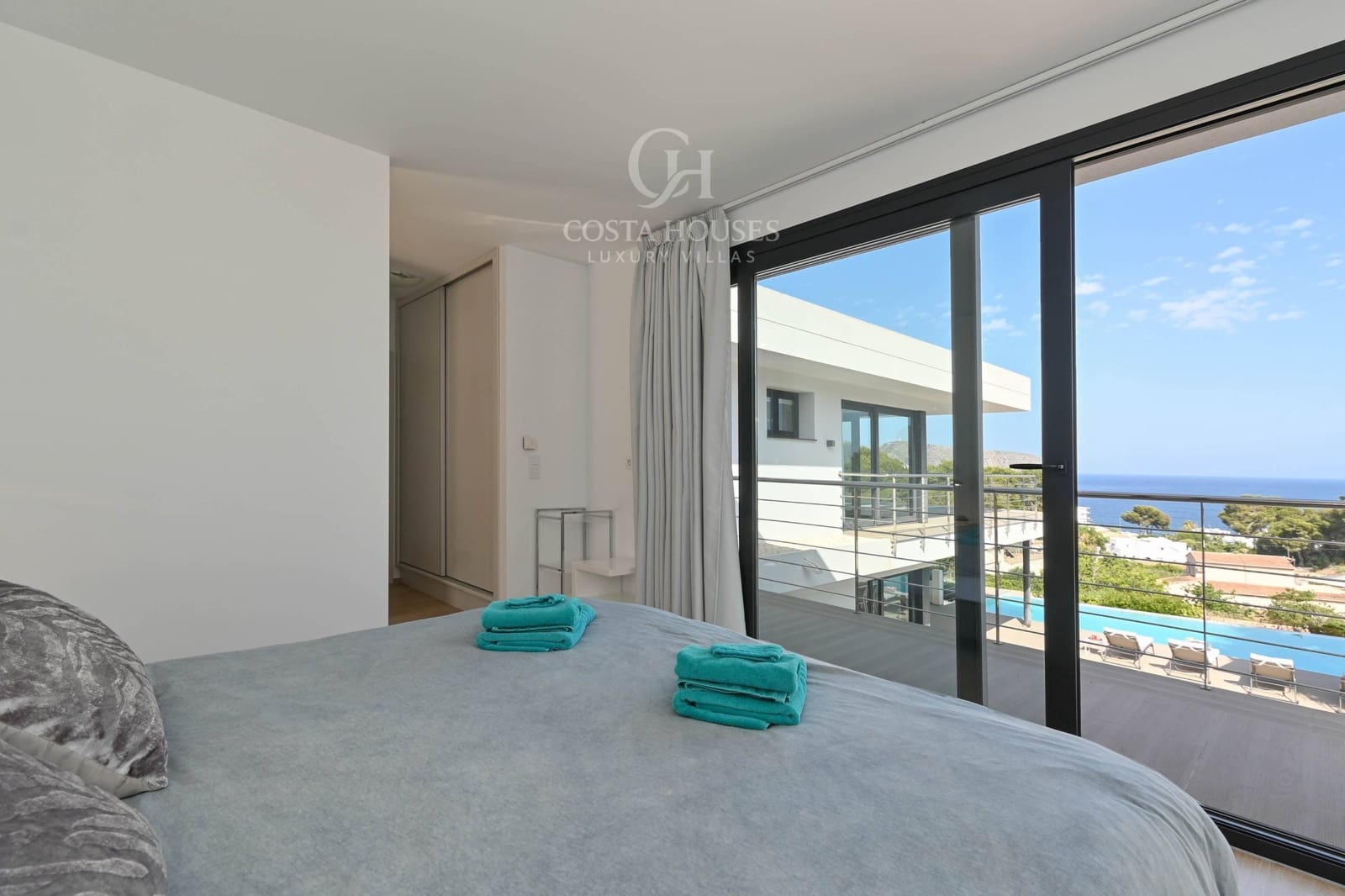 4 soveværelse Villa til salg i Moraira med swimmingpool garage - € 1.800.000 (Ref: 9265824)