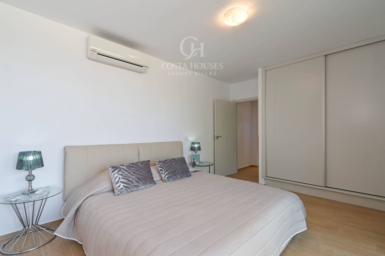 4 soveværelse Villa til salg i Moraira med swimmingpool garage - € 1.800.000 (Ref: 9265824)