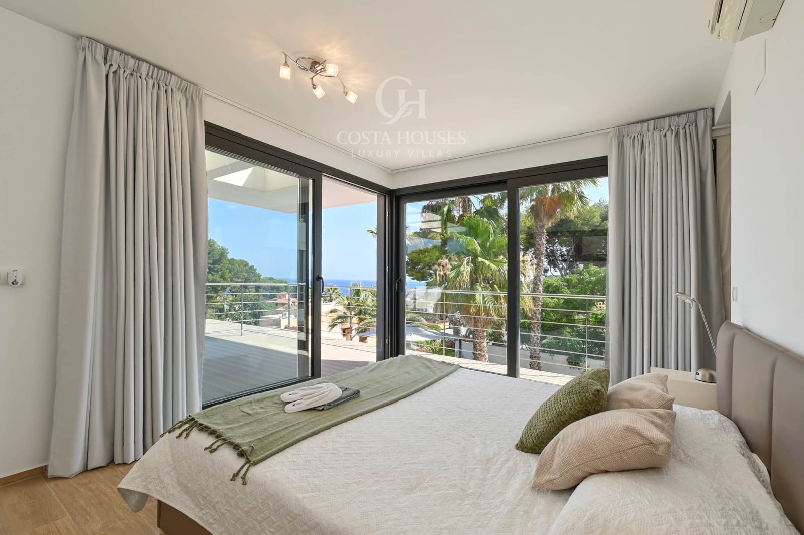 4 soveværelse Villa til salg i Moraira med swimmingpool garage - € 1.800.000 (Ref: 9265824)