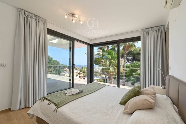 4 soveværelse Villa til salg i Moraira, Teulada-Moraira med swimmingpool garage - € 1.800.000 (Ref: 9265824)