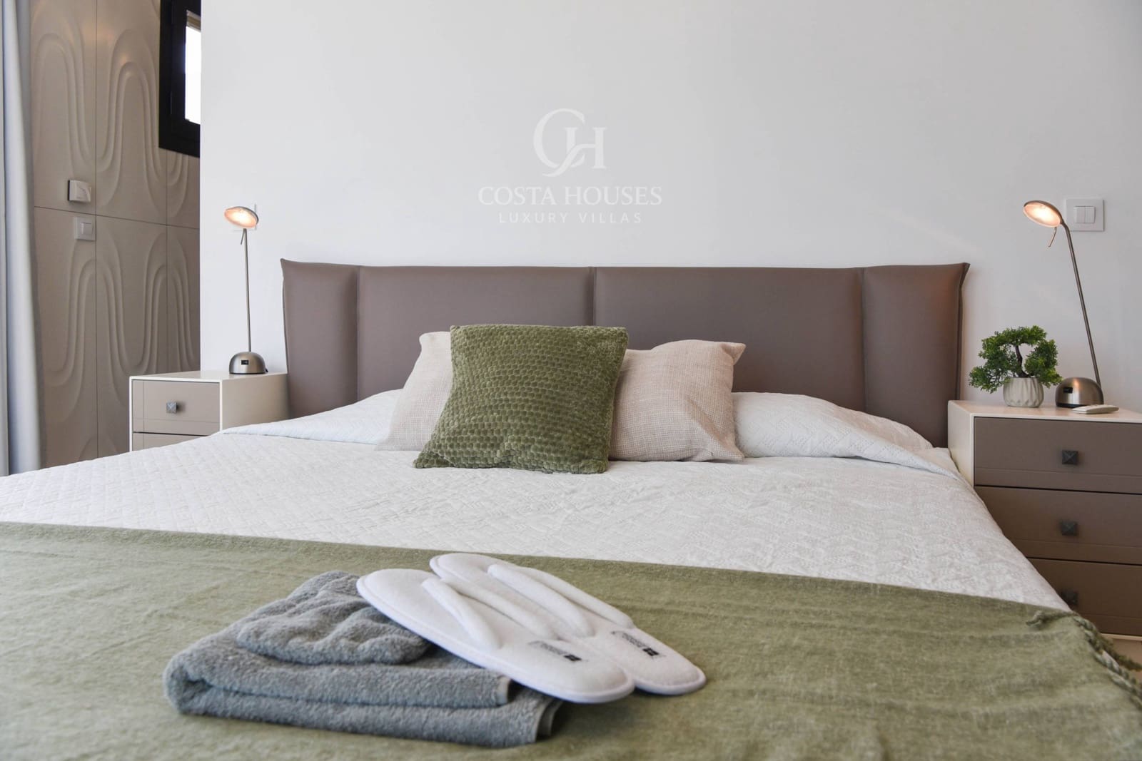 4 soveværelse Villa til salg i Moraira med swimmingpool garage - € 1.800.000 (Ref: 9265824)