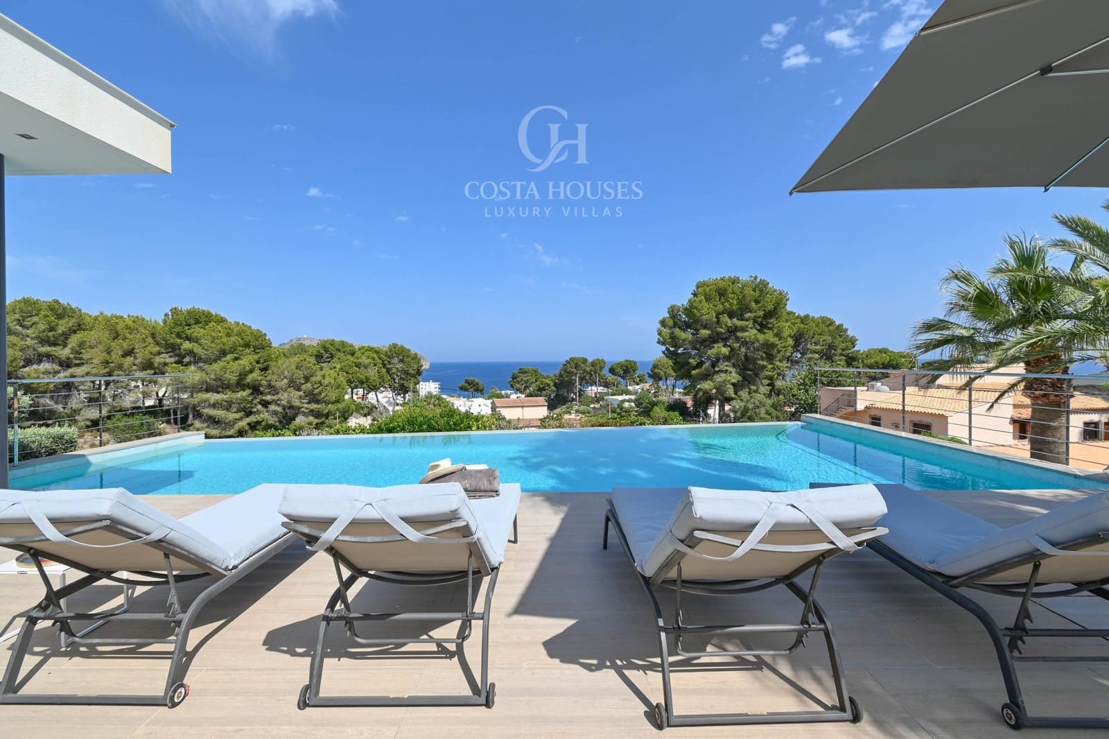 4 soveværelse Villa til salg i Moraira med swimmingpool garage - € 1.800.000 (Ref: 9265824)