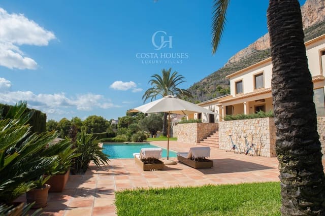 5 soveværelse Villa til salg i Montgó - Ermita, Javea / Xàbia med swimmingpool garage - € 2.775.000 (Ref: 9276293)