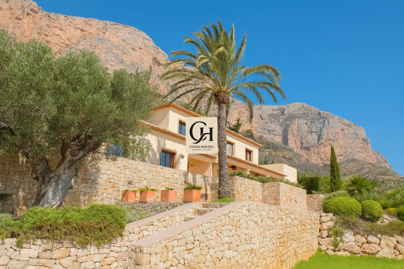 5 soveværelse Villa til salg i Javea / Xabia med swimmingpool garage - € 2.775.000 (Ref: 9276293)