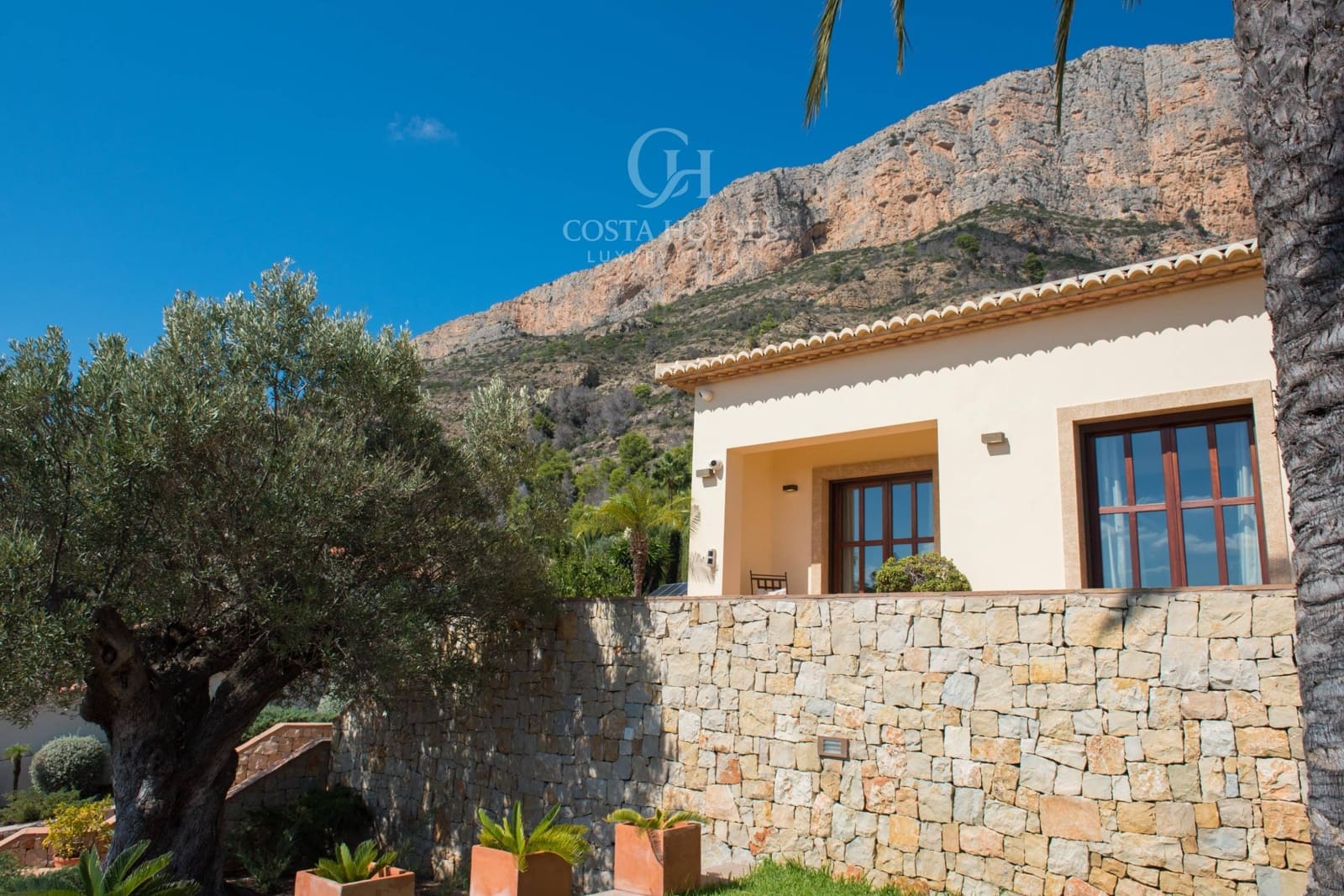 5 soveværelse Villa til salg i Javea / Xabia med swimmingpool garage - € 2.775.000 (Ref: 9276293)