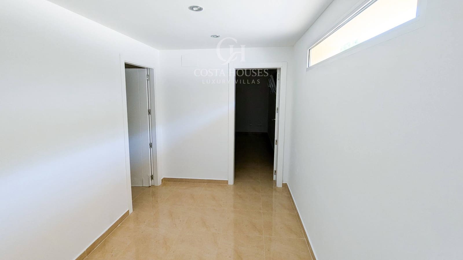 4 bedroom Villa for sale in Javea / Xabia with garage - € 1,475,000 (Ref: 9282136)