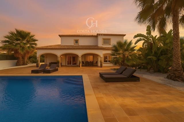 4 chambre Villa/Maison à vendre à Javea / Xàbia avec garage - 1 475 000 € (Ref: 9282136)