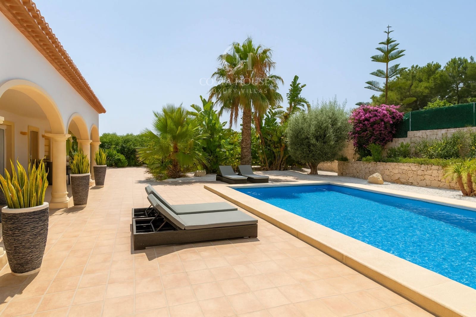 4 bedroom Villa for sale in Javea / Xabia with garage - € 1,475,000 (Ref: 9282136)