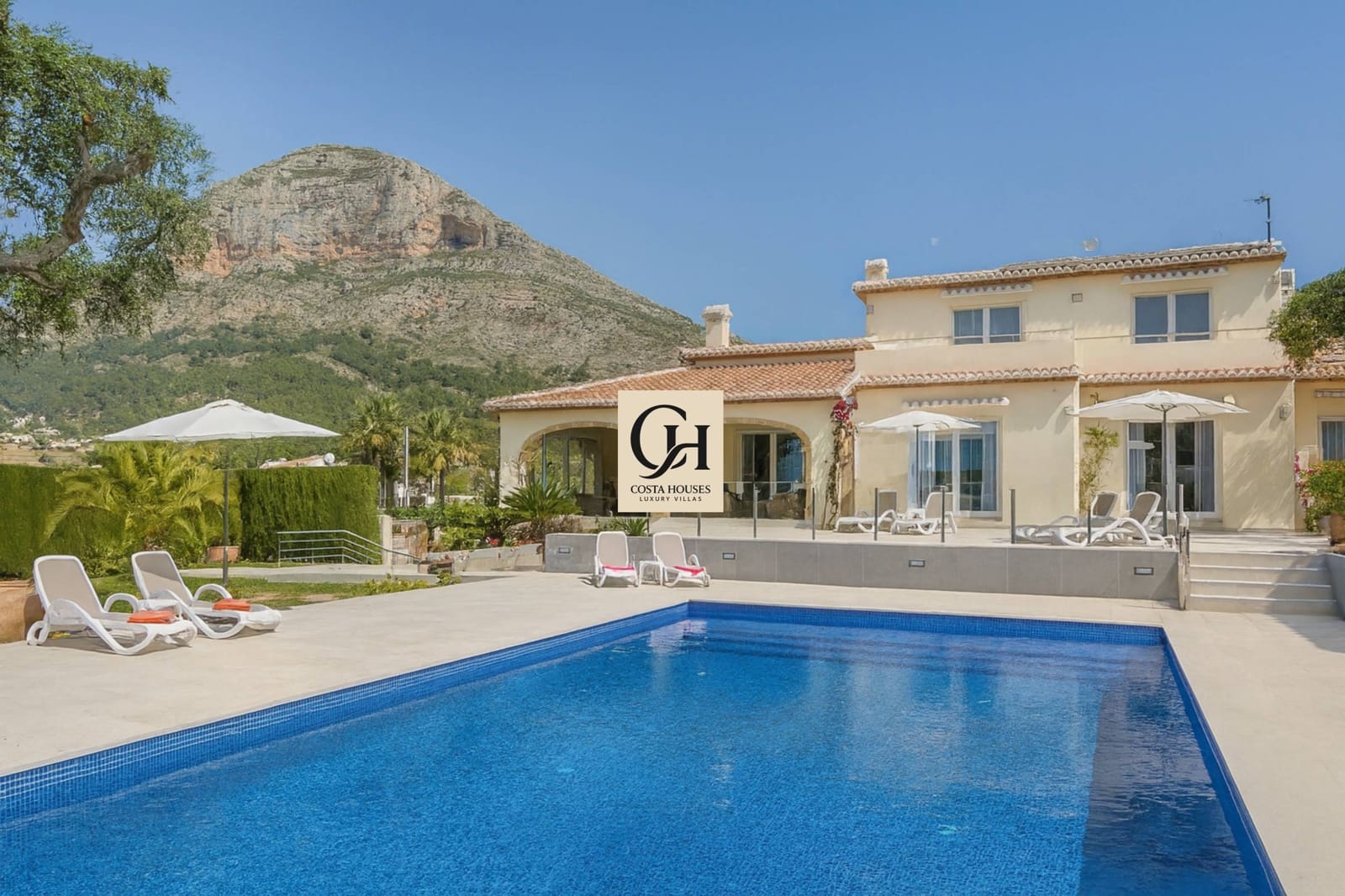 6 soverom Villa til salgs i Javea / Xabia med svømmebasseng garasje - € 1 795 000 (Ref: 9282137)