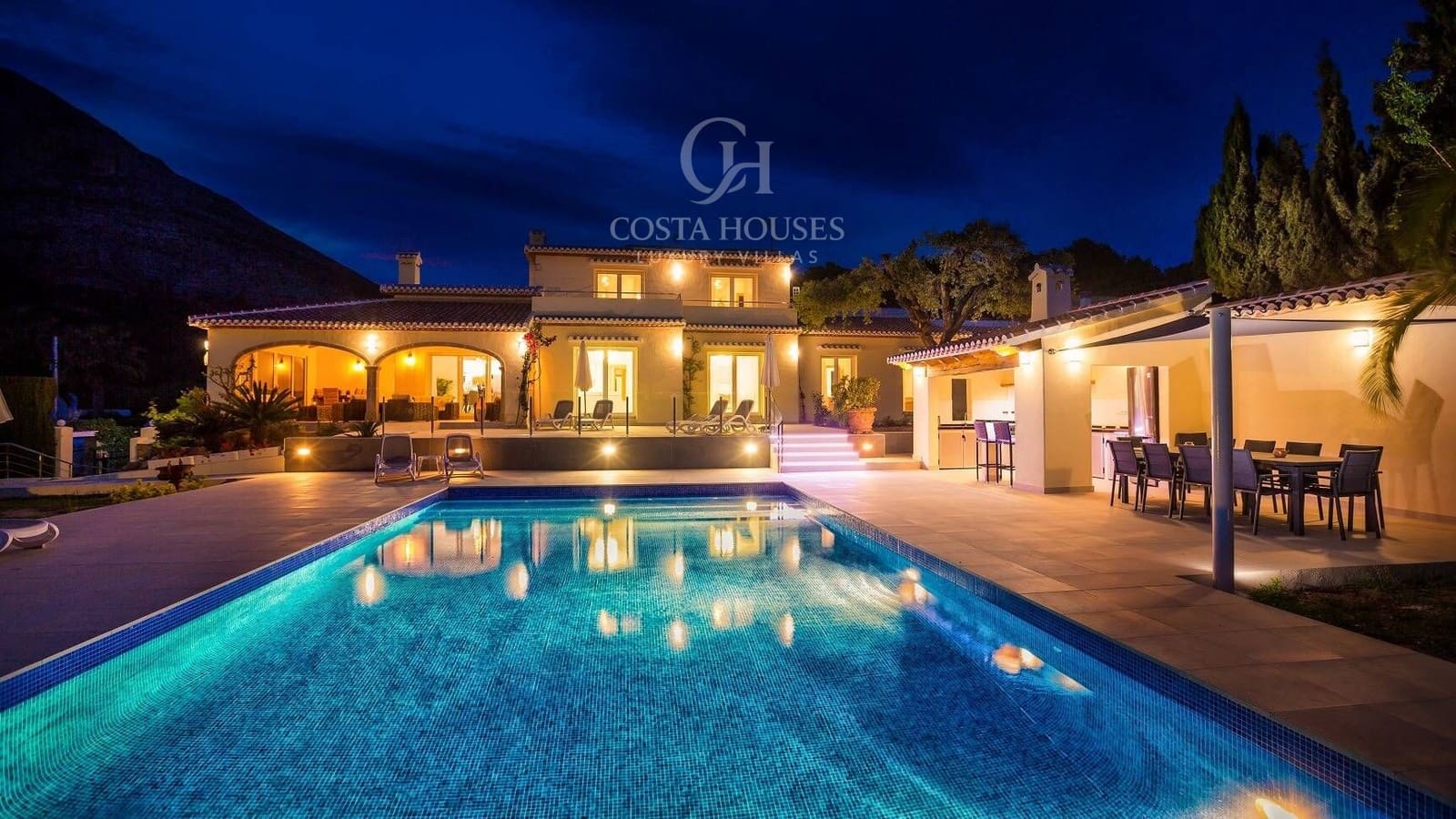 6 soverom Villa til salgs i Javea / Xabia med svømmebasseng garasje - € 1 795 000 (Ref: 9282137)