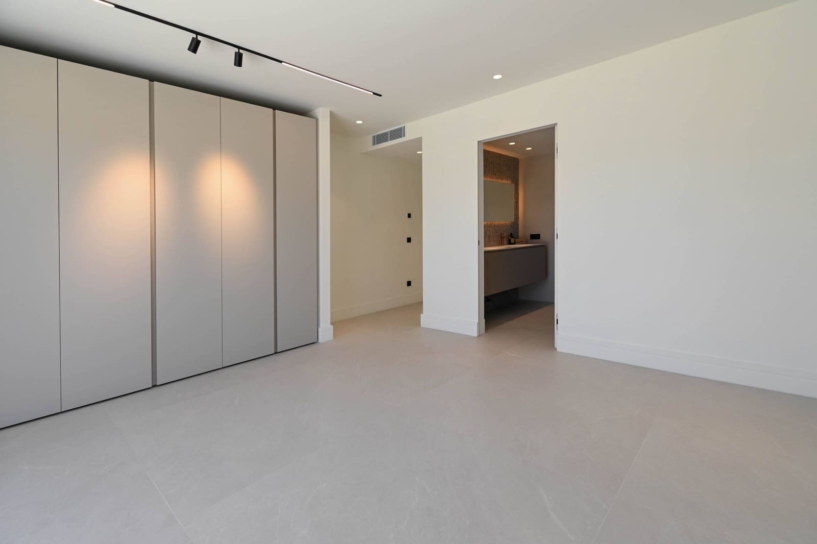 Chalet de 4 habitaciones en Moraira en venta con piscina garaje - 2.750.000 € (Ref: 9287724)