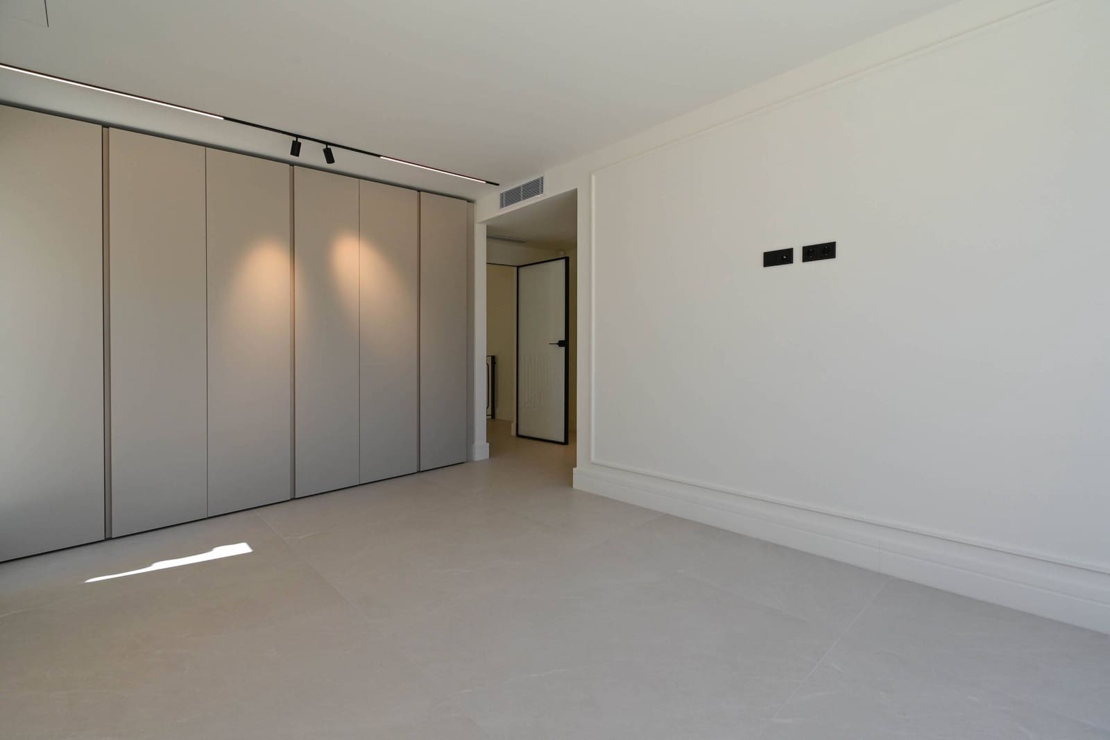 Chalet de 4 habitaciones en Moraira en venta con piscina garaje - 2.750.000 € (Ref: 9287724)