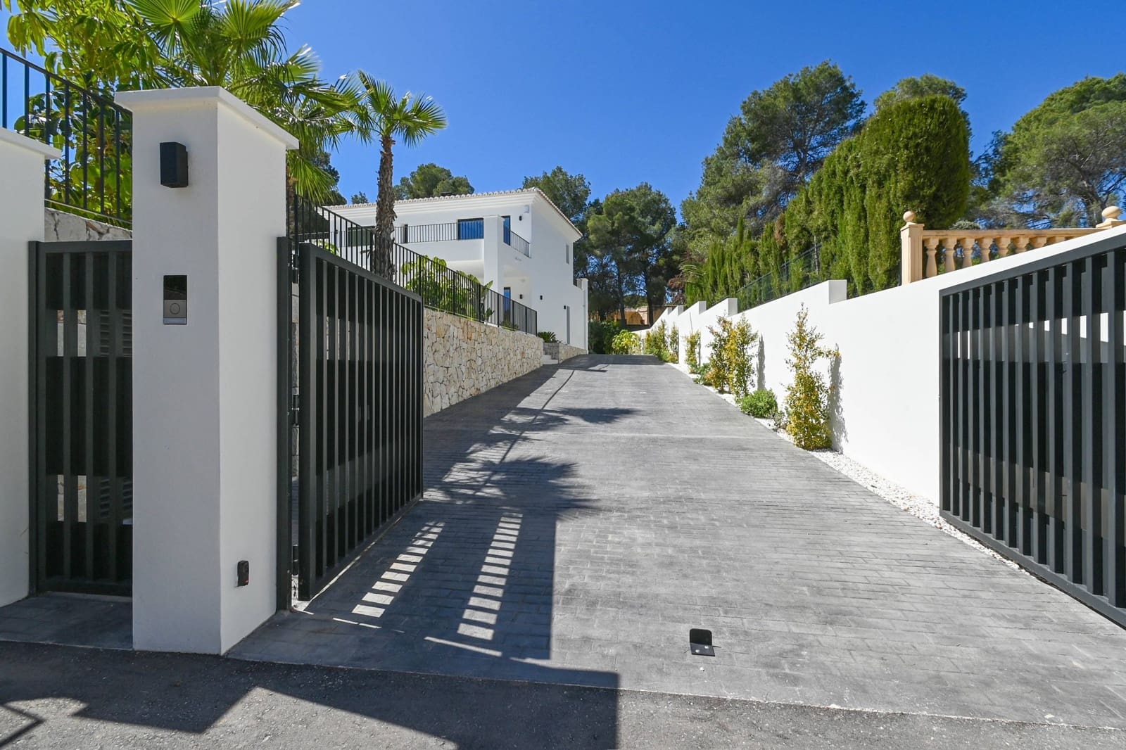 Chalet de 4 habitaciones en Moraira en venta con piscina garaje - 2.750.000 € (Ref: 9287724)