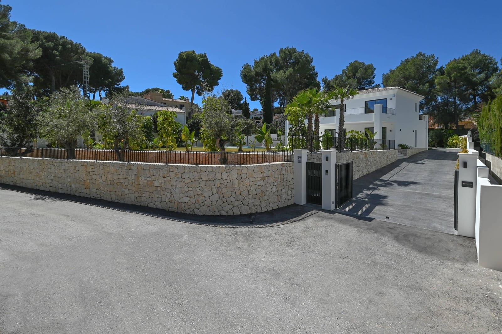 Chalet de 4 habitaciones en Moraira en venta con piscina garaje - 2.750.000 € (Ref: 9287724)