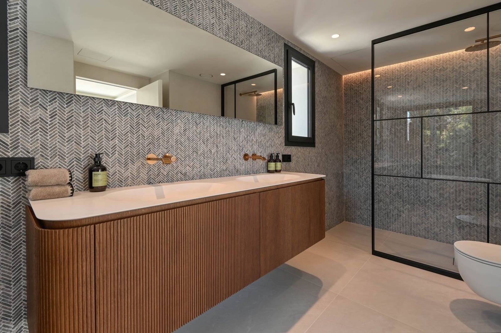 Chalet de 4 habitaciones en Moraira en venta con piscina garaje - 2.750.000 € (Ref: 9287724)