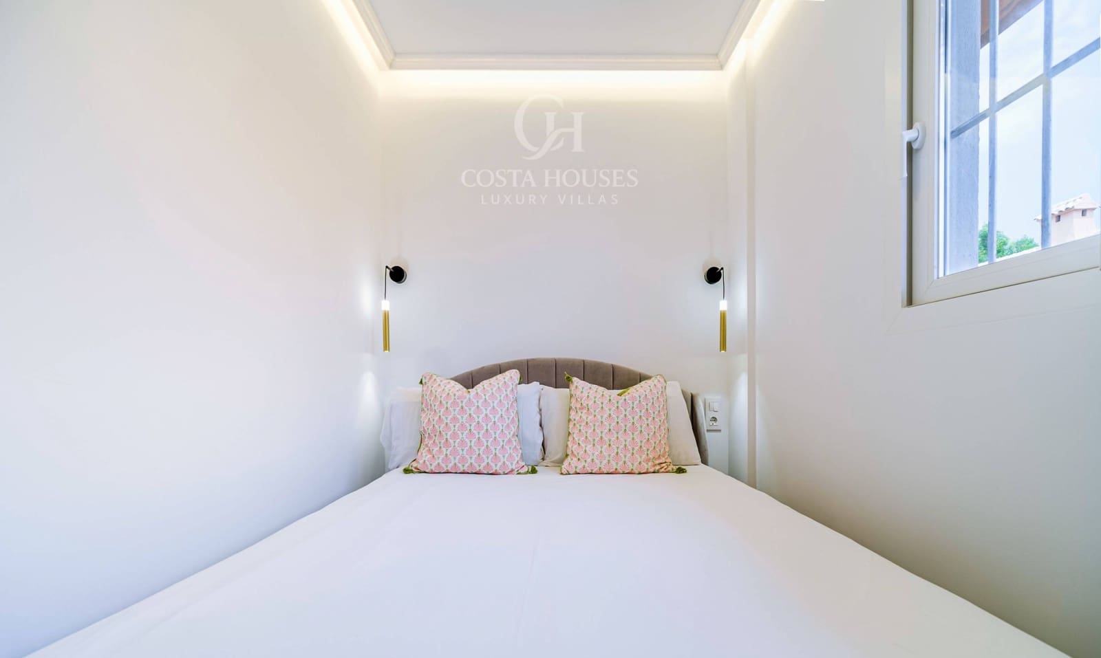 4 chambre Penthouse à vendre à Arenal avec piscine garage - 599 000 € (Ref: 9305160)