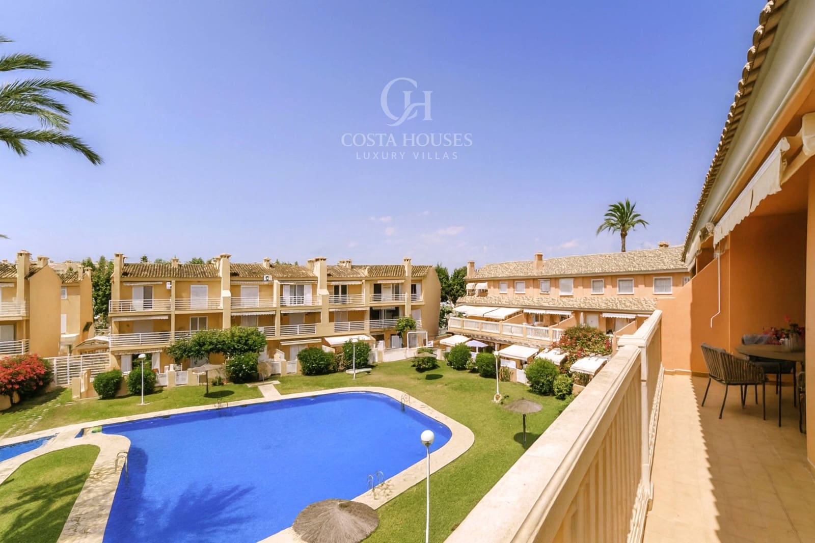 4 chambre Penthouse à vendre à Arenal avec piscine garage - 599 000 € (Ref: 9305160)