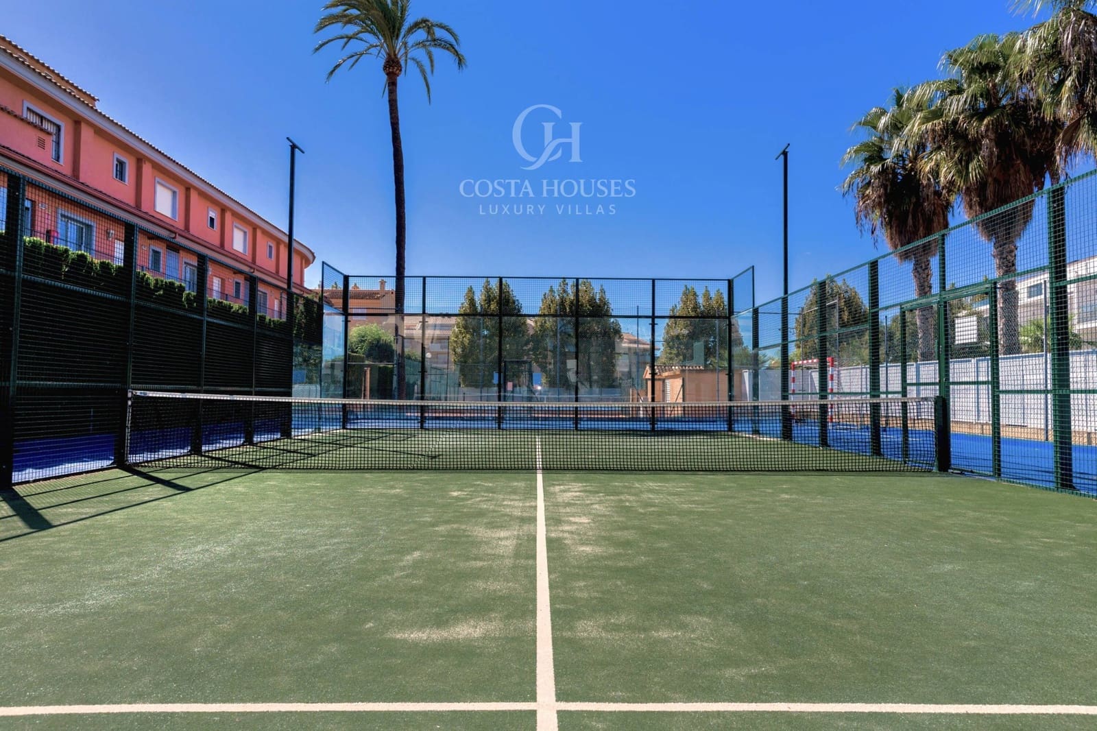 4 chambre Penthouse à vendre à Arenal avec piscine garage - 599 000 € (Ref: 9305160)