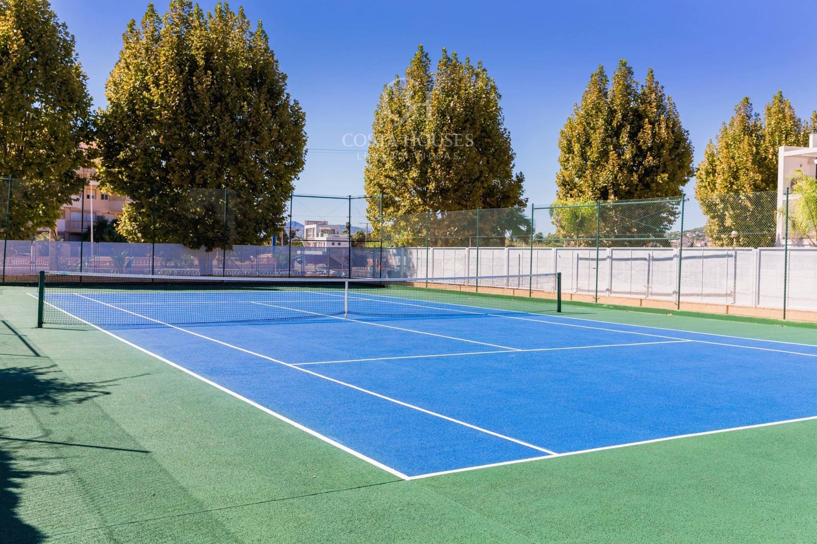 4 chambre Penthouse à vendre à Arenal avec piscine garage - 599 000 € (Ref: 9305160)