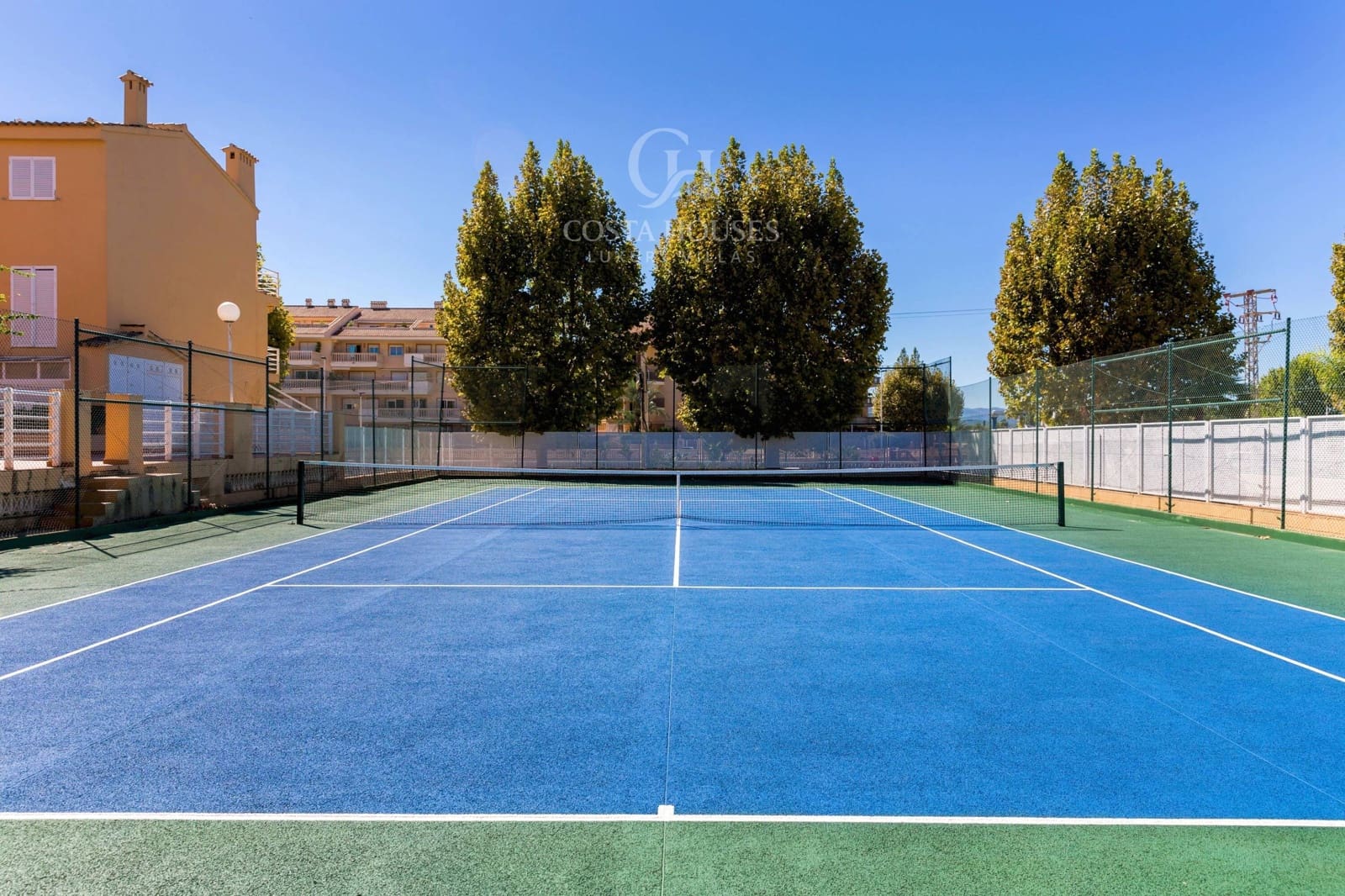 4 chambre Penthouse à vendre à Arenal avec piscine garage - 599 000 € (Ref: 9305160)