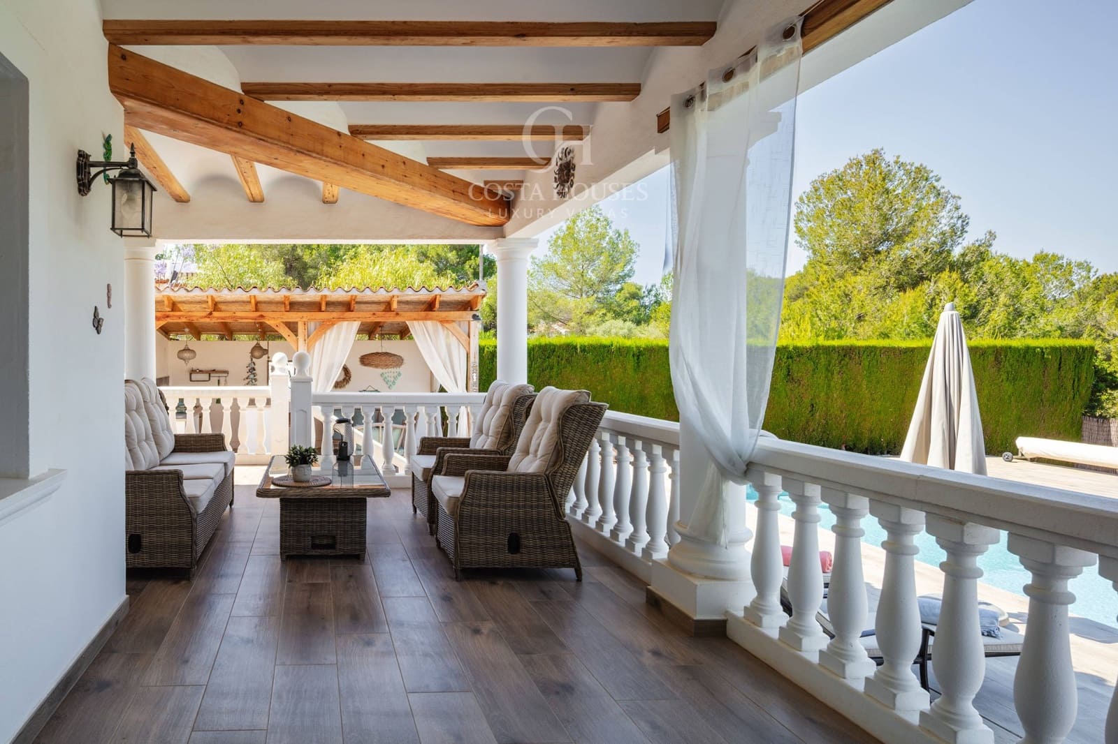 4 bedroom Villa for sale in Javea / Xabia with pool - € 950,000 (Ref: 9305161)