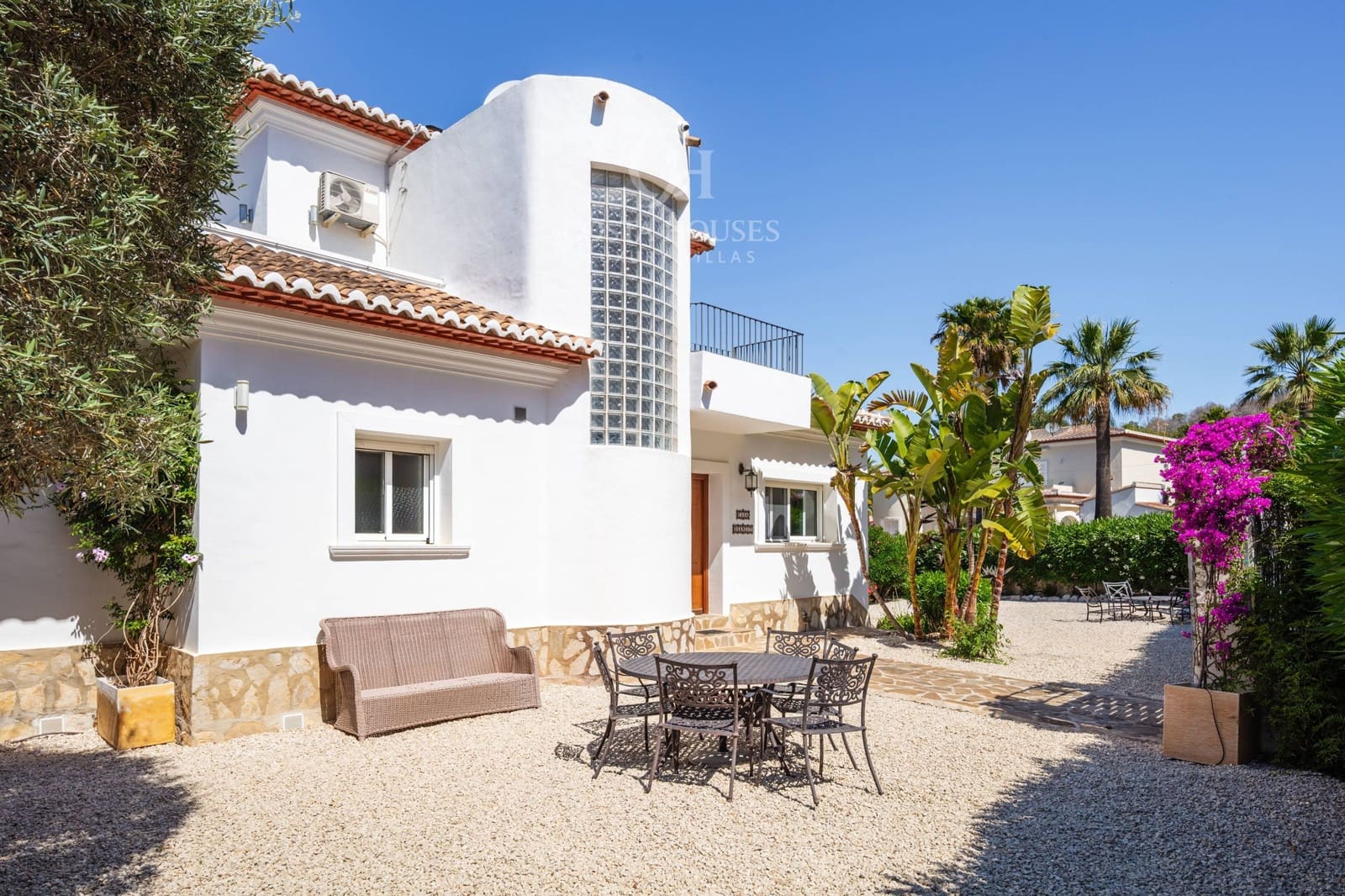 4 bedroom Villa for sale in Javea / Xabia with pool - € 950,000 (Ref: 9305161)