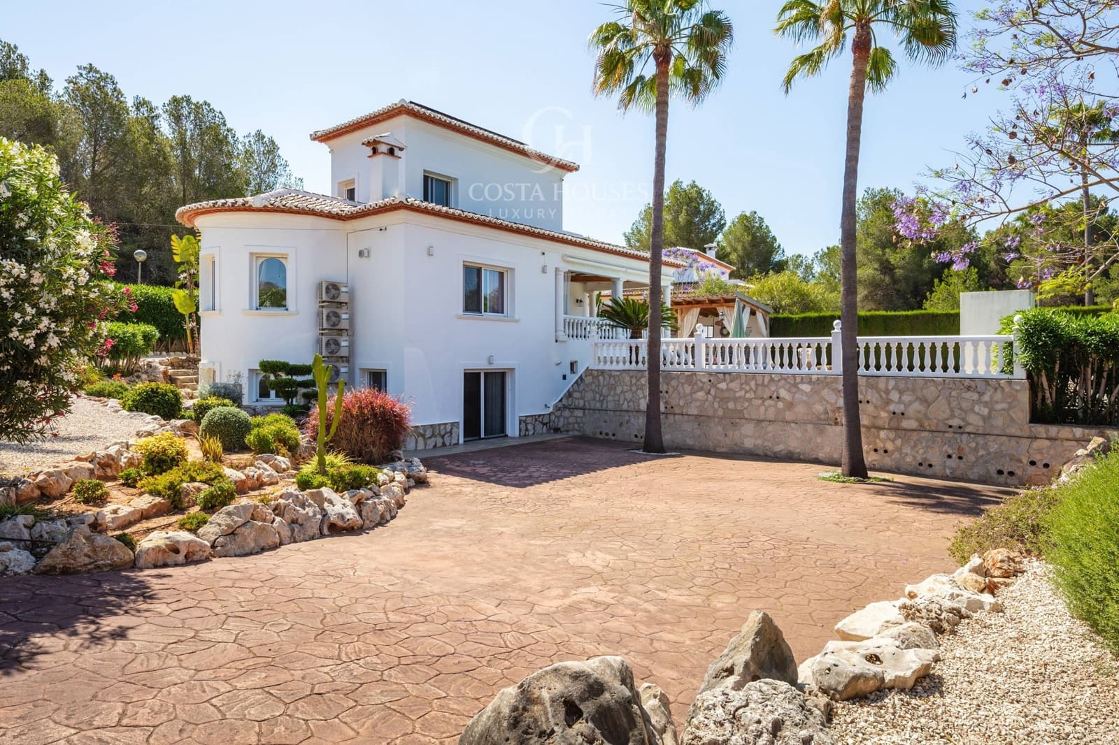 4 bedroom Villa for sale in Javea / Xabia with pool - € 950,000 (Ref: 9305161)