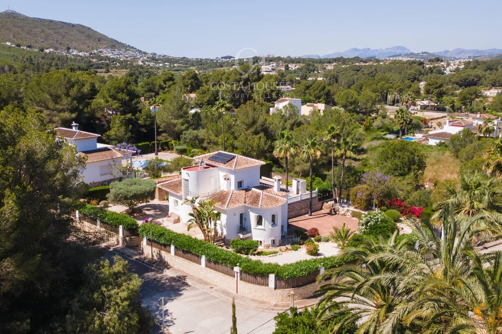 4 bedroom Villa for sale in Javea / Xabia with pool - € 950,000 (Ref: 9305161)