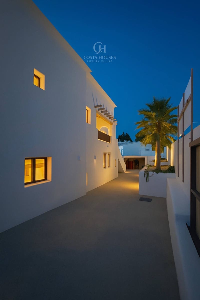 5 chambre Villa/Maison à vendre à Benissa avec piscine garage - 2 750 000 € (Ref: 9326440)